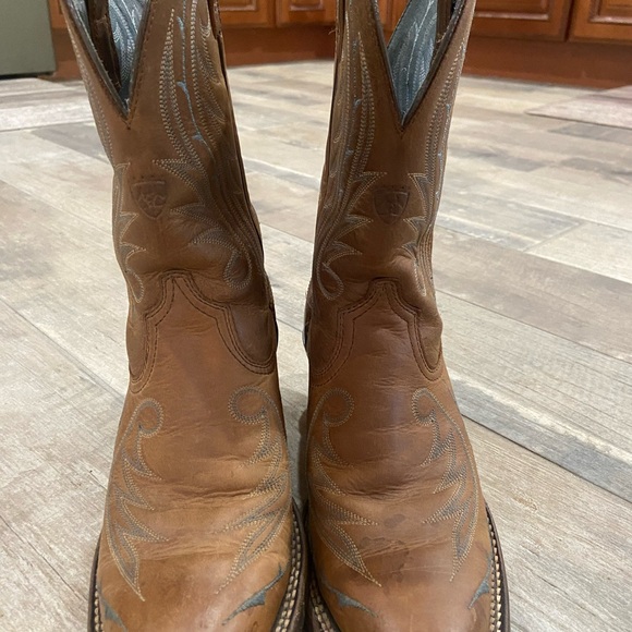 ARIAT boots - Picture 6 of 6
